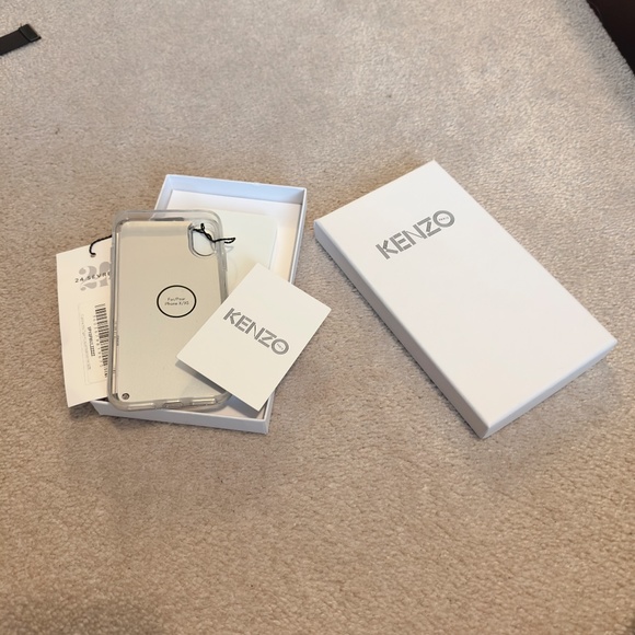 BRAND NEW KENZO APPLE IPHONE X / XS CASE WITH ORIGINAL BOX - Picture 2 of 4